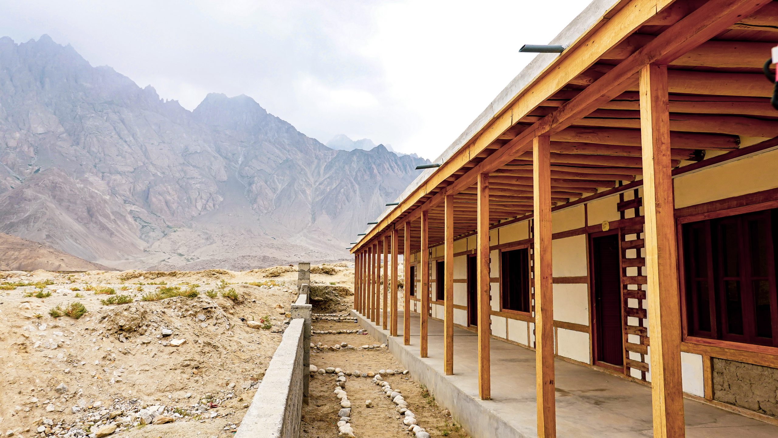 The Himalayas Showcase the Idyllic Mosques of Pakistan. · Calamity Travels